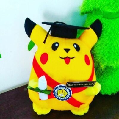 Pikachu Boneka Wisuda Akbidyo