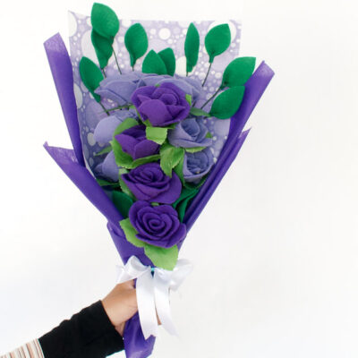 hand bouquet flower flanel ungu wisuda jogja bunga 085878749975