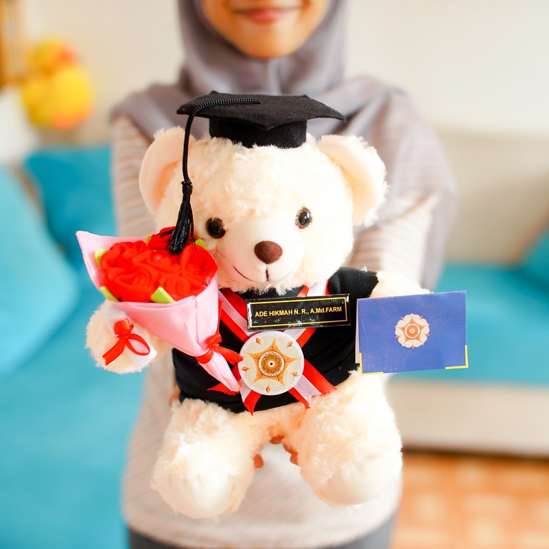 Paket Boneka  Wisuda Teddy Bear Buket Tangan  0858 7874 9975