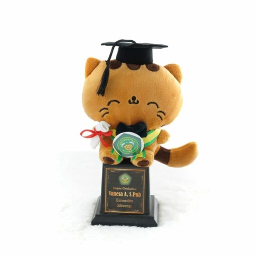 Piala Boneka Wisuda Cat Choco