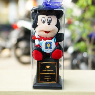Piala Boneka Wisuda Mickey Mouse Box Mika