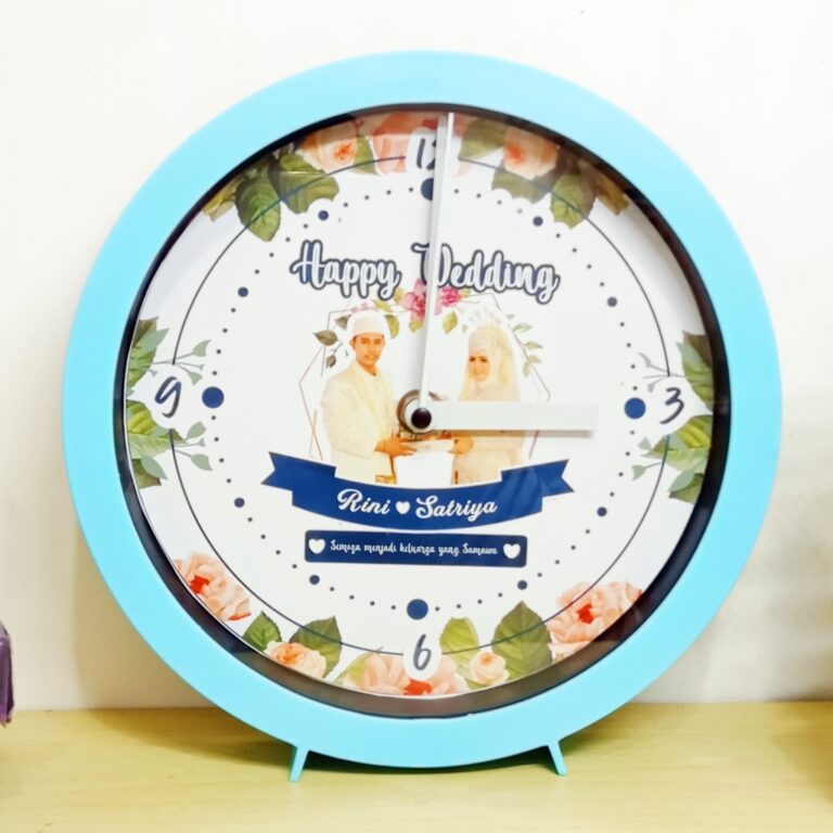Jam Dinding Bulat 2D Kado Wedding Custom Kado Wisudaku