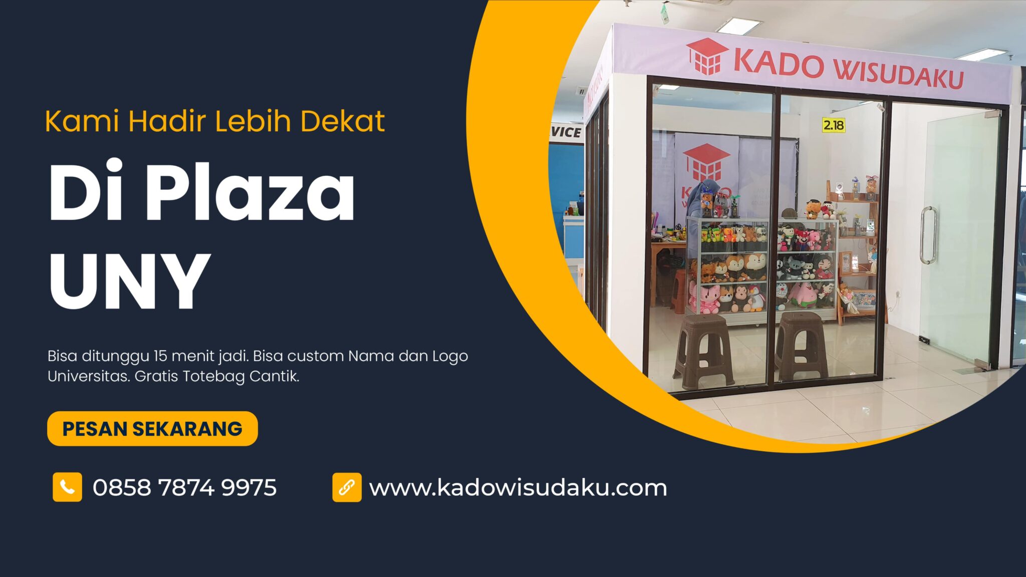 Kado Wisudaku Ada Di Plaza UNY - Kado Wisudaku