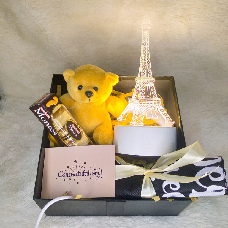 Gift Box Eksklusif Lampu LED Eiffel - Kado Wisudaku