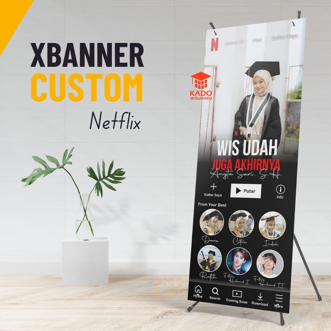 Banner Wisuda Custom Desain Netflix - Kado Wisudaku