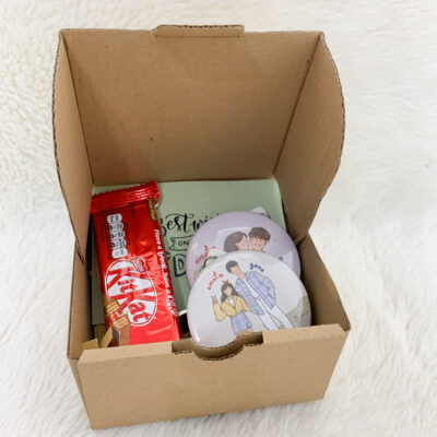 Mini Gift Box Cokelat Couple Keychain